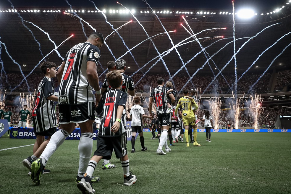 Brasileirão: Atlético-MG faz lição de casa e vence o Bahia no Mineirão -  Placar - O futebol sem barreiras para você