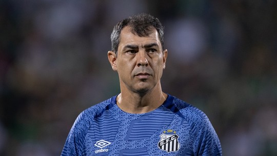 Carille lamenta derrota do Santoscomo fazer analise esportivaChapecó e saicomo fazer analise esportivadefesacomo fazer analise esportivaGiuliano: "Vamos brigar até o fim" 