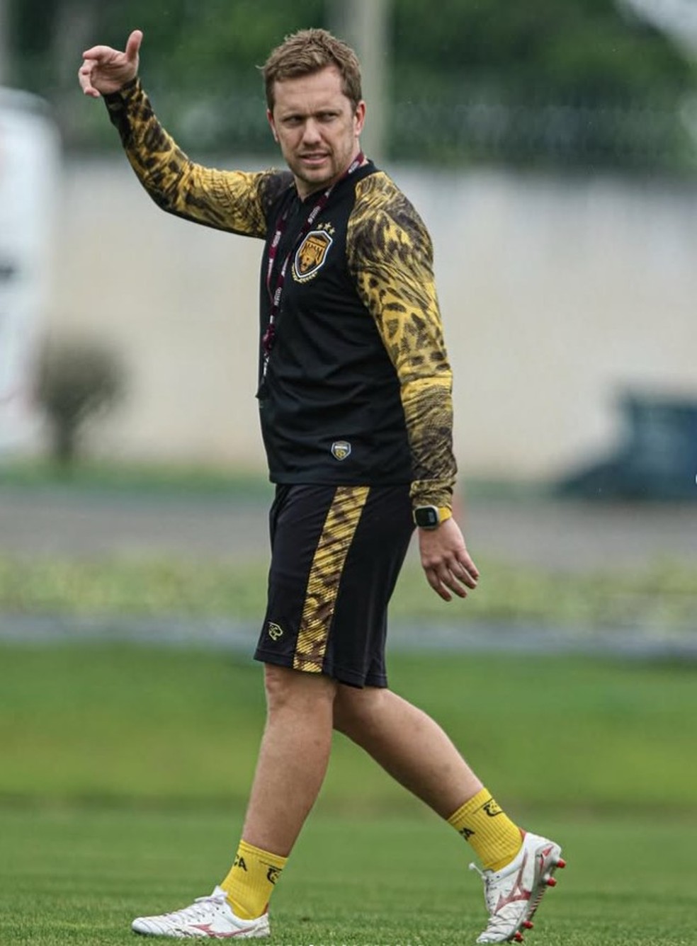 De volta &agrave; On&ccedil;a, Bebeto Sauthier assume como auxiliar t&eacute;cnico permanente &mdash; Foto: Arquivo Pessoal