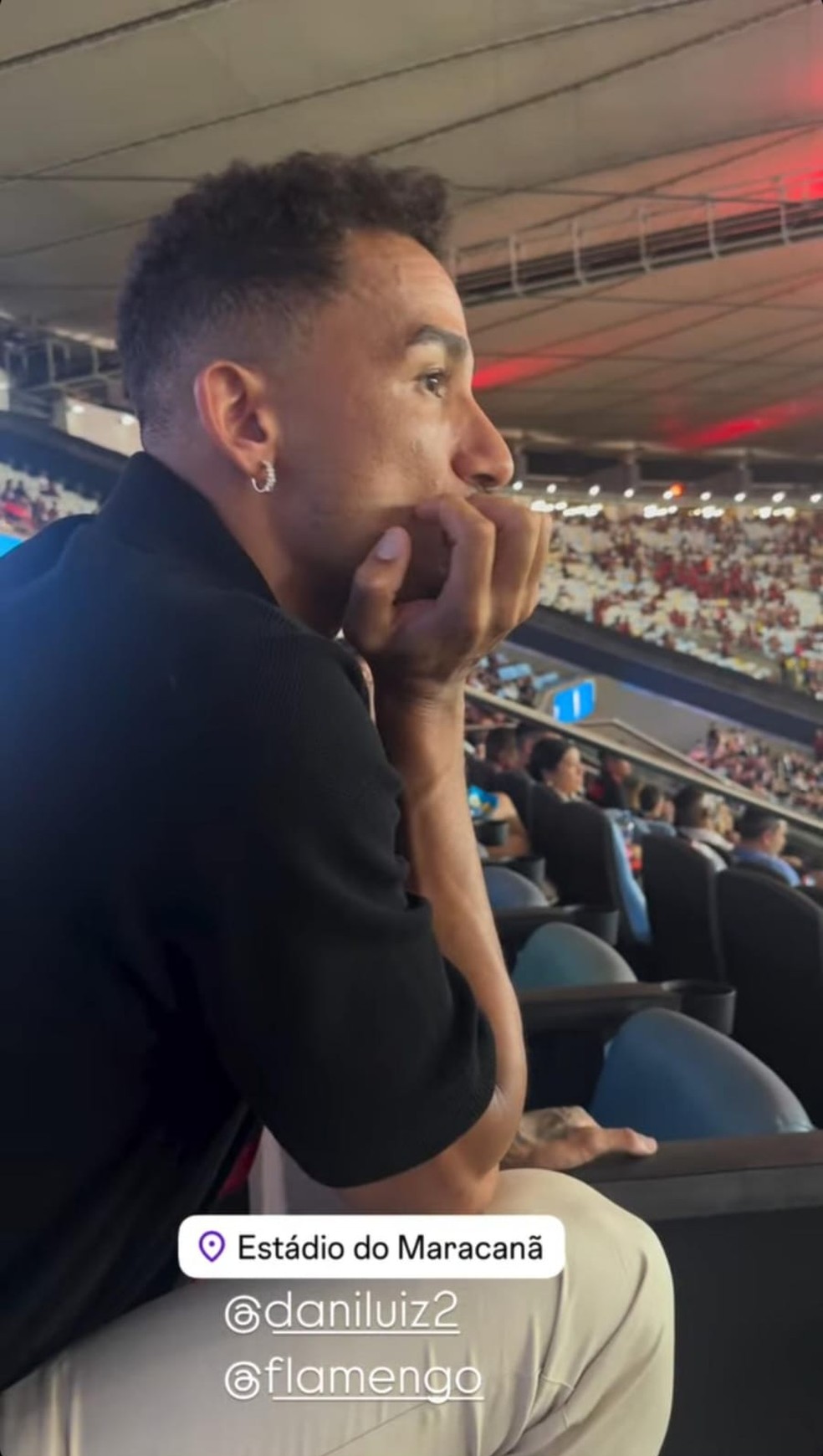 Danilo vendo Flamengo x Sampaio Corrêa