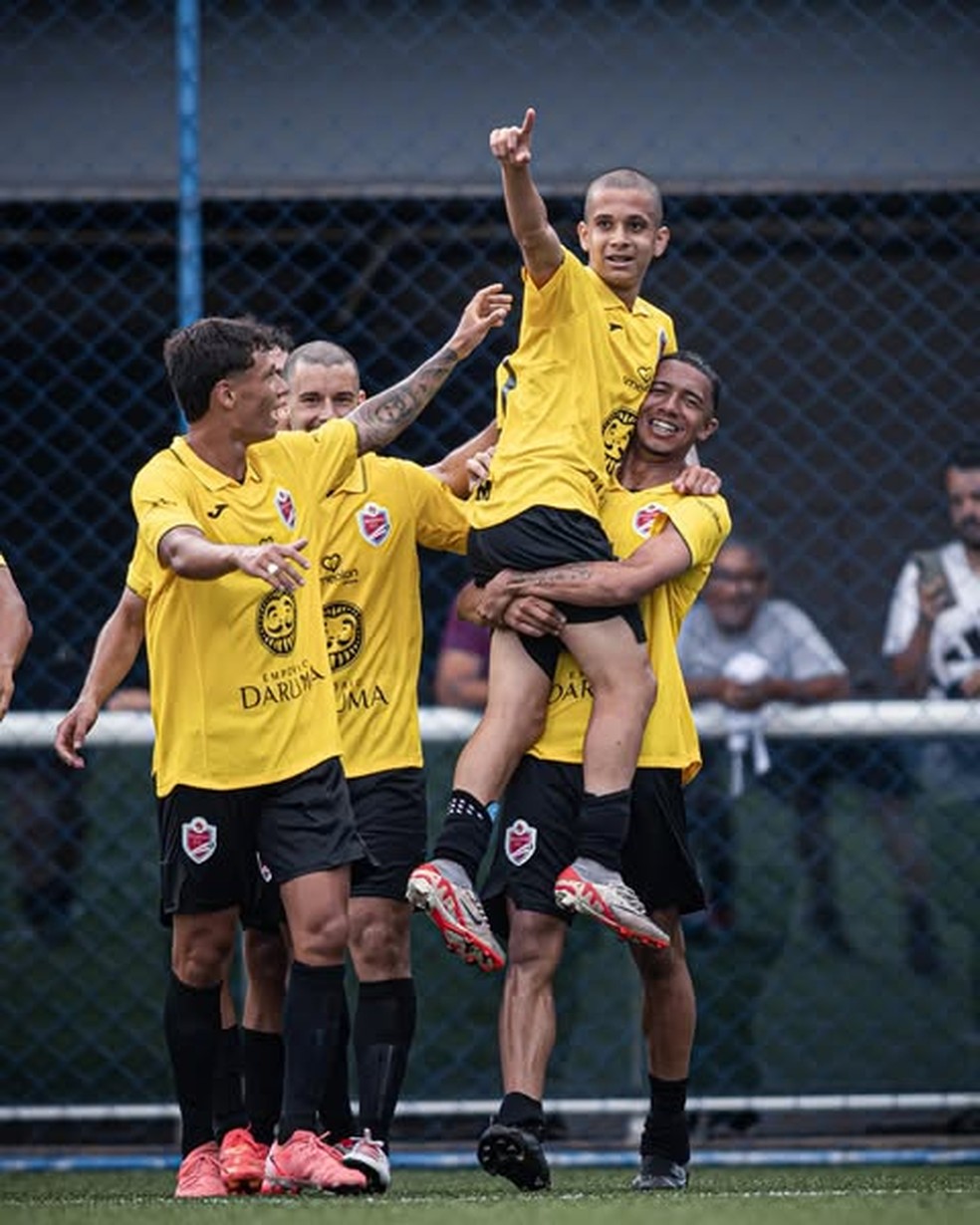 Roraima comemora primeiro gol pelo Ibrachina na Copinha de 2025 — Foto: Reprodução/Ibrachina