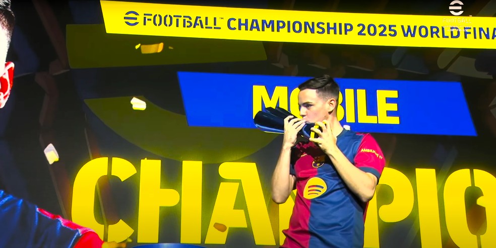 Juninho_eFootball, of Barcelona, is the new eFootball mobile world champion