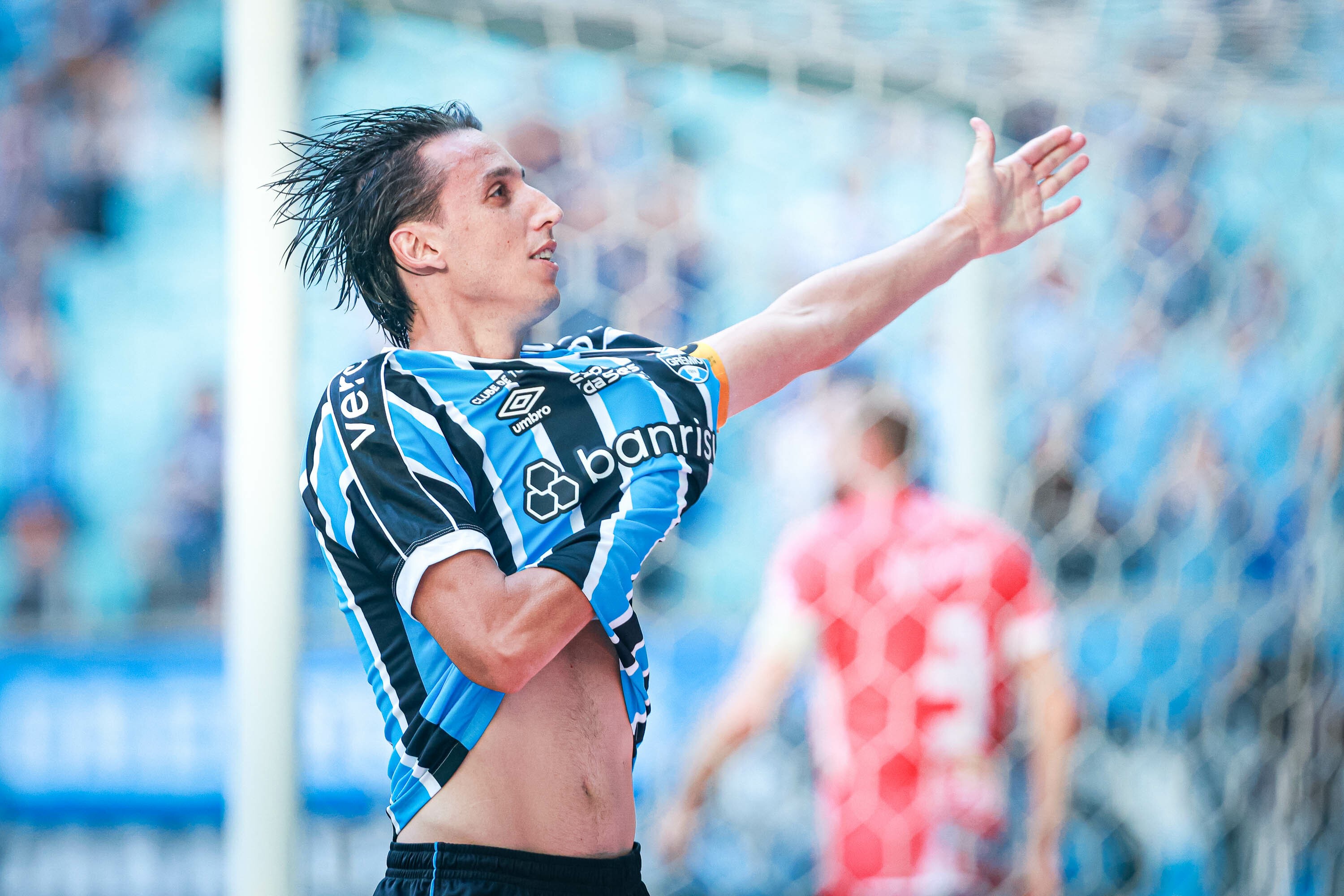 Há 10 anos no Grêmio, Geromel se torna o jogador com mais tempo em um mesmo clube no Brasil