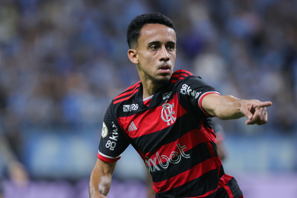 Matheus Gonalves foi vendido pelo Flamengo   Foto: Maxi Franzoi/AGIF