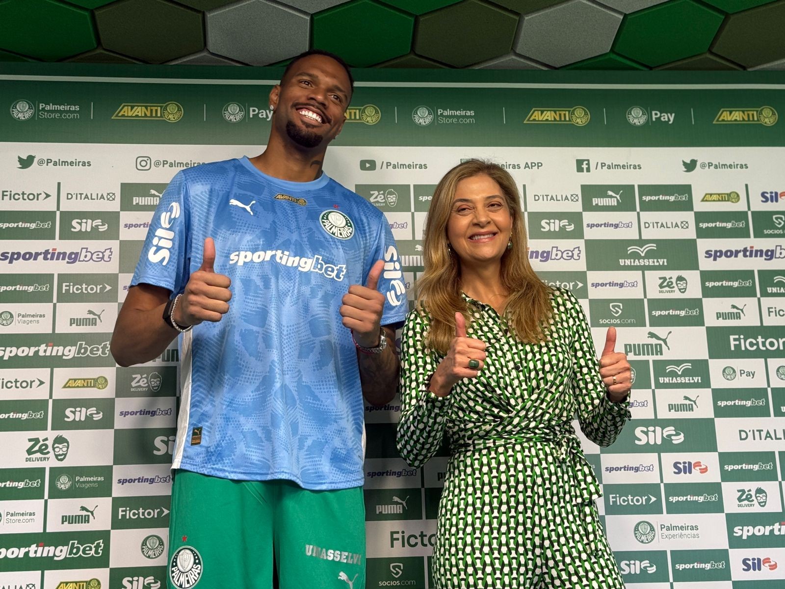 Carlos Miguel diz que instinto o fez fechar com Palmeiras e minimiza provocação no rival: 