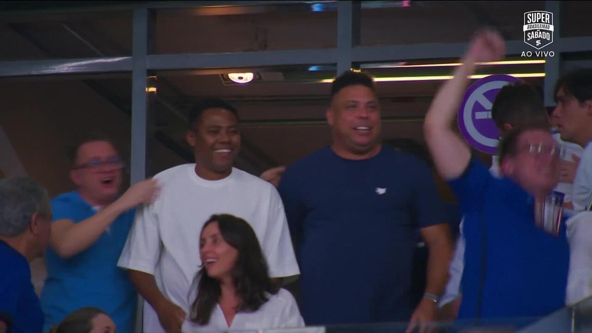 No Mineirão, Ronaldo lamenta empate do Cruzeiro, mas ressalta: