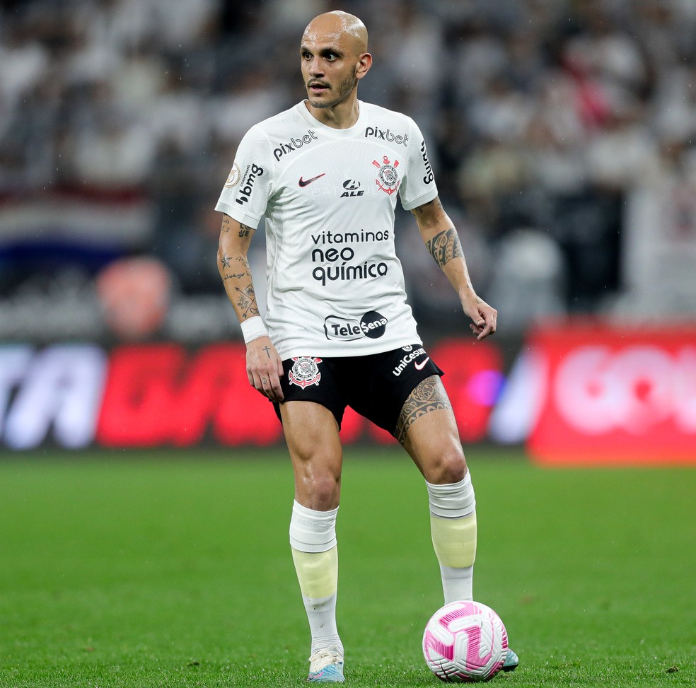 Fábio Santos em Corinthians x Santos — Foto: Rodrigo Coca/Ag Corinthians