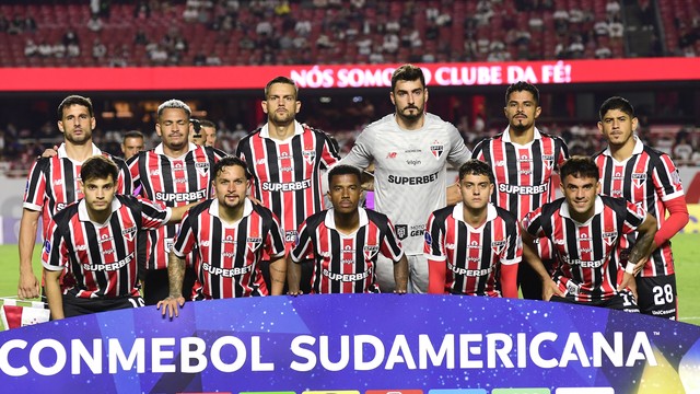 São Paulo posado x O'Higgins