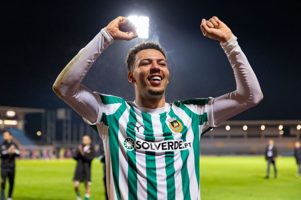 Clayton celebrates a goal for Rio Ave