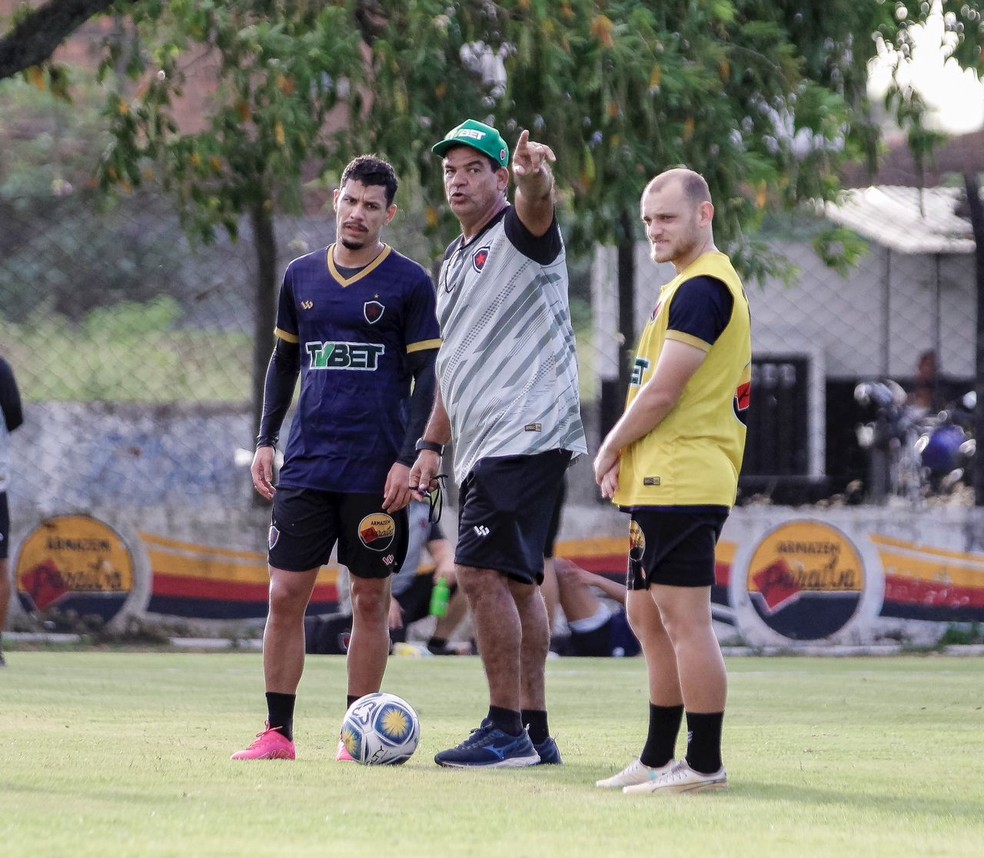 Moacir Júnior ainda não venceu sob o comando do Belo ? Foto: Cristiano Santos/Botafogo-PB