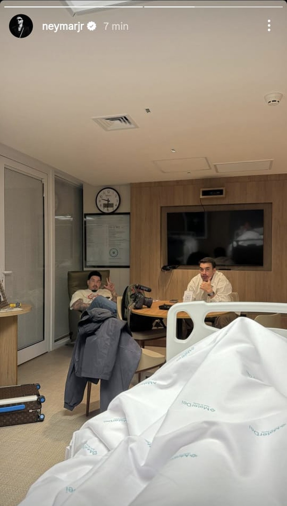 Neymar internado em hospital de Belo Horizonte — Foto: Instagram/Reprodução