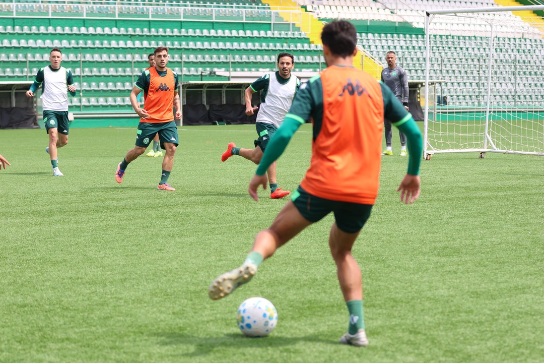 Escalação da Chapecoense: mudanças no ataque e sistema defensivo