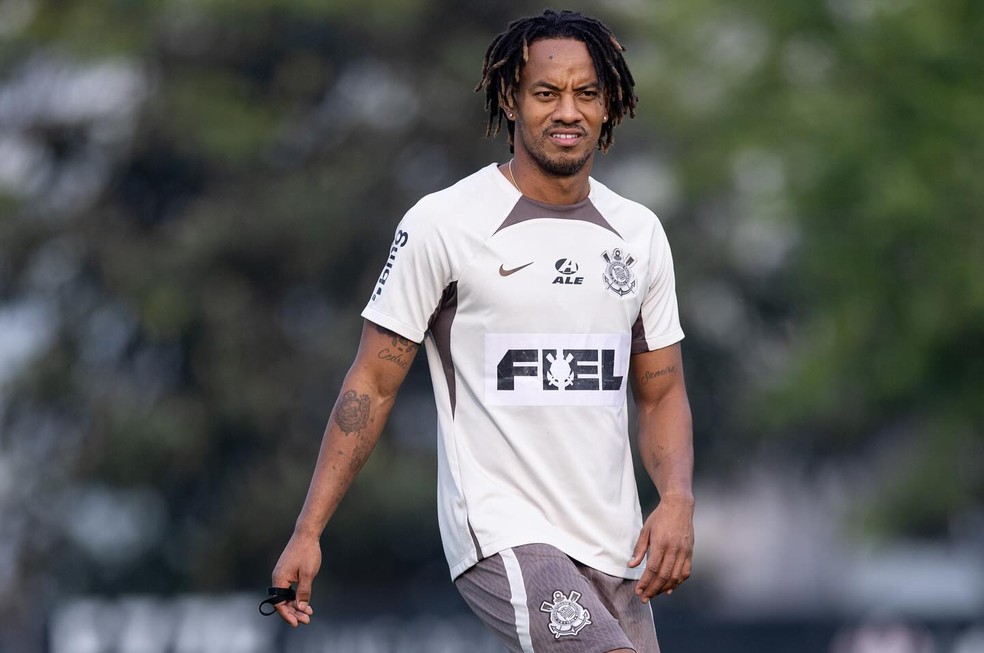 Andre Carrillo deve ser novidade entre relacionados para partida deste sábado — Foto: Rodrigo Coca/Ag. Corinthians