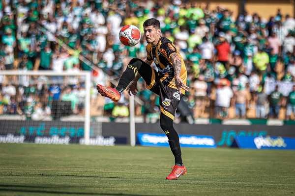 Miopia superada: Rômulo, novo reforço do Palmeiras após negativa dos grandes de SP.