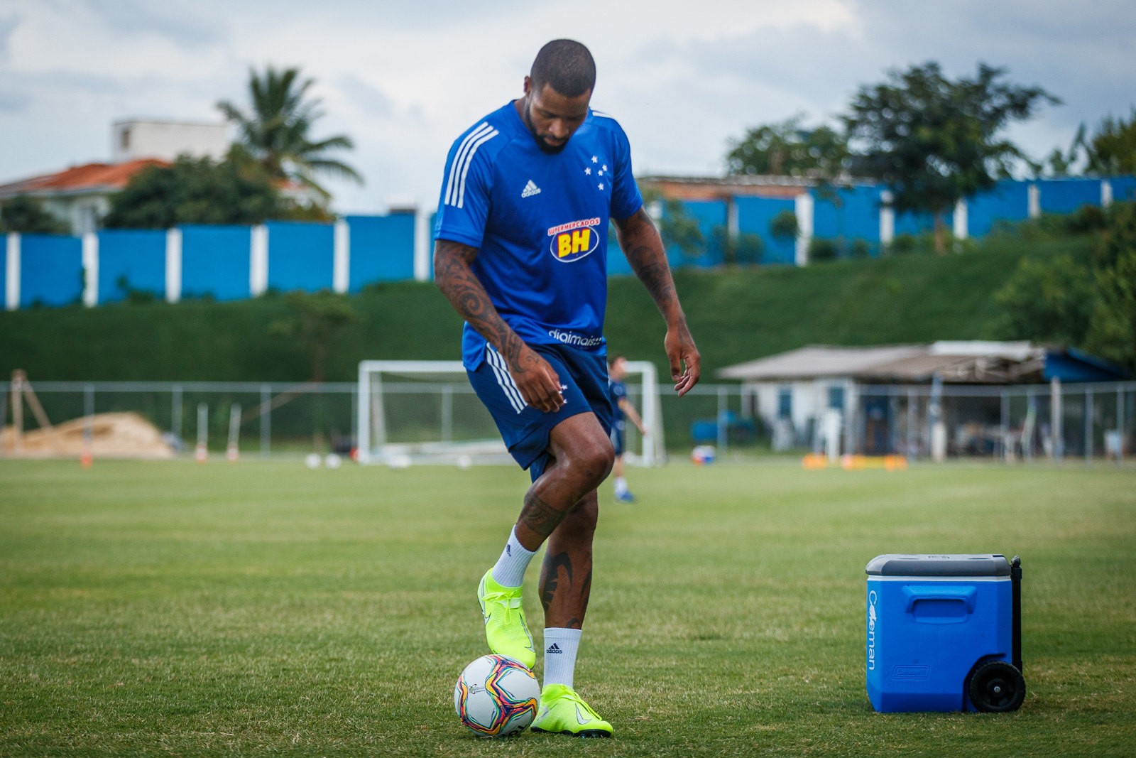 Dedé passa de um ano no DM e se aproxima de 1.500 dias fora do Cruzeiro ...
