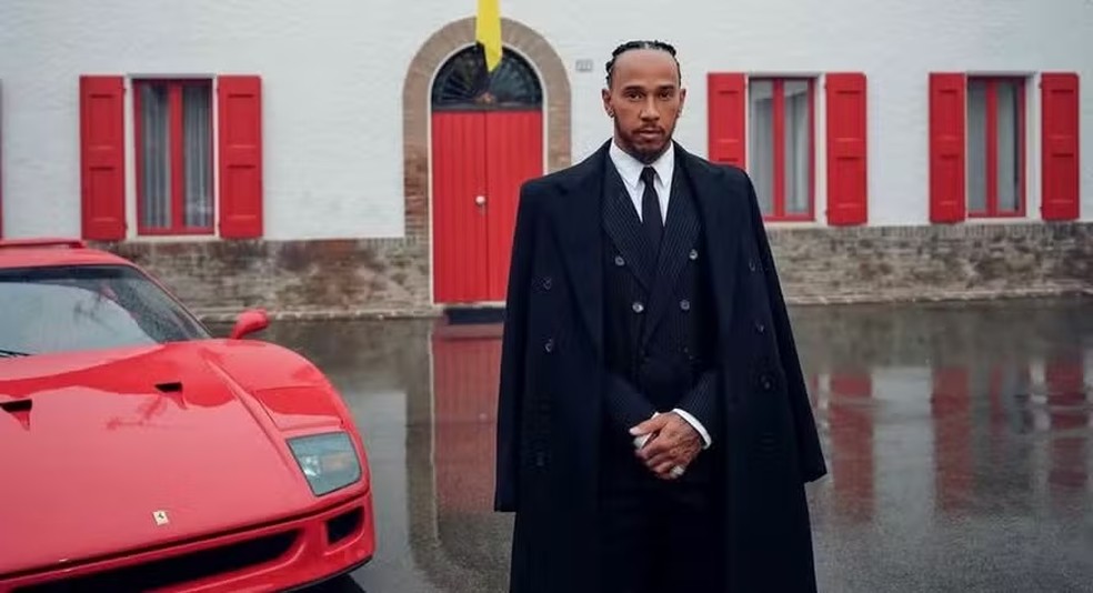 Lewis Hamilton faz primeira imagem como piloto oficial da Ferrari — Foto: Reprodução/Instagram