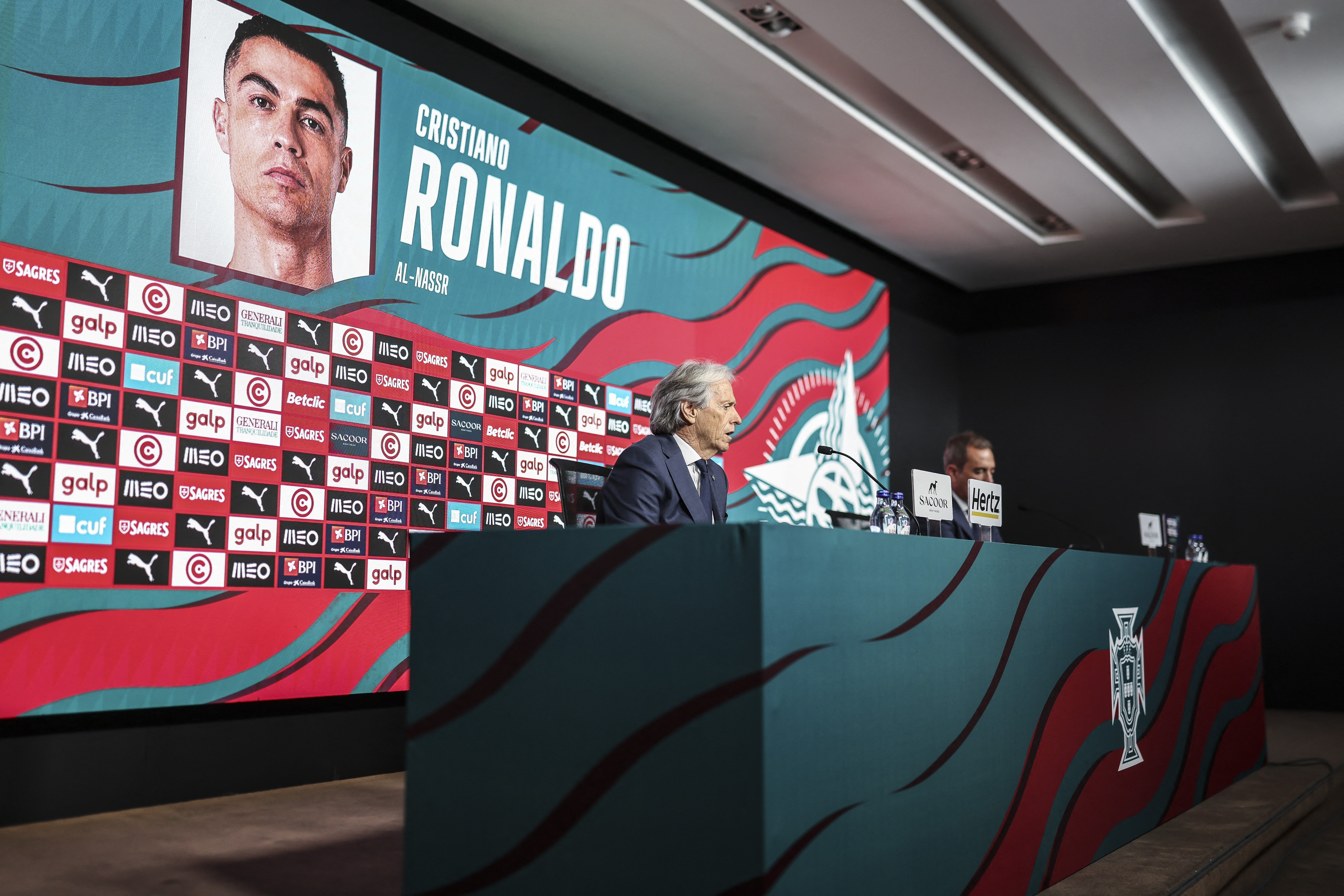 Jorge Jesus diz que Cristiano Ronaldo não terá privilégios na seleção: "Se não rende, não joga"