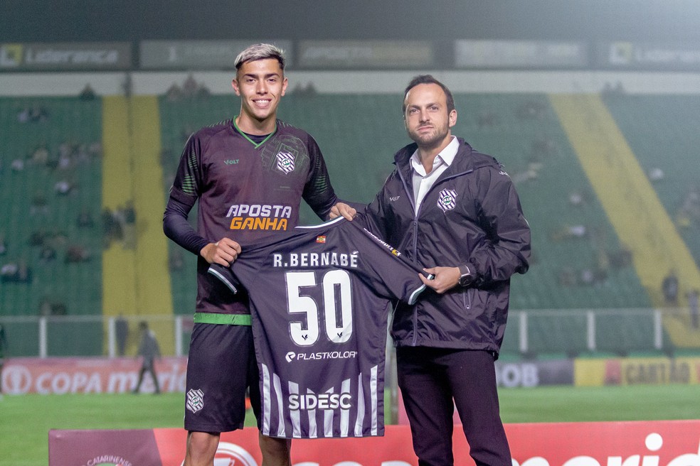 Renan Bernabé fez 51 partidas pelo Figueirense — Foto: Patrick Floriani/FFC