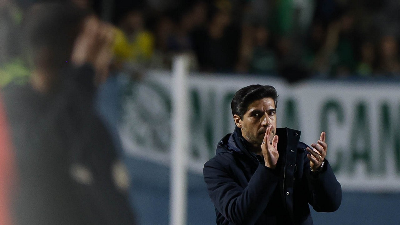 Abel pede desculpas por gesto na Libertadores e elogia reservas do Palmeiras: "Tornamos fácil"