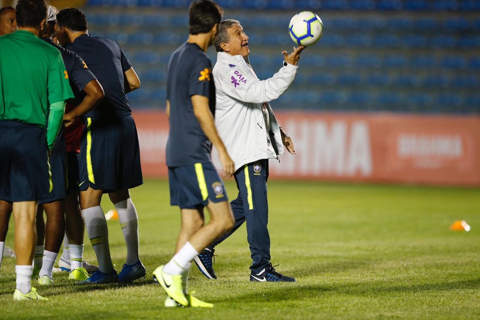 CBF anuncia jogo festivo entre as seleções de Brasil e Itália de