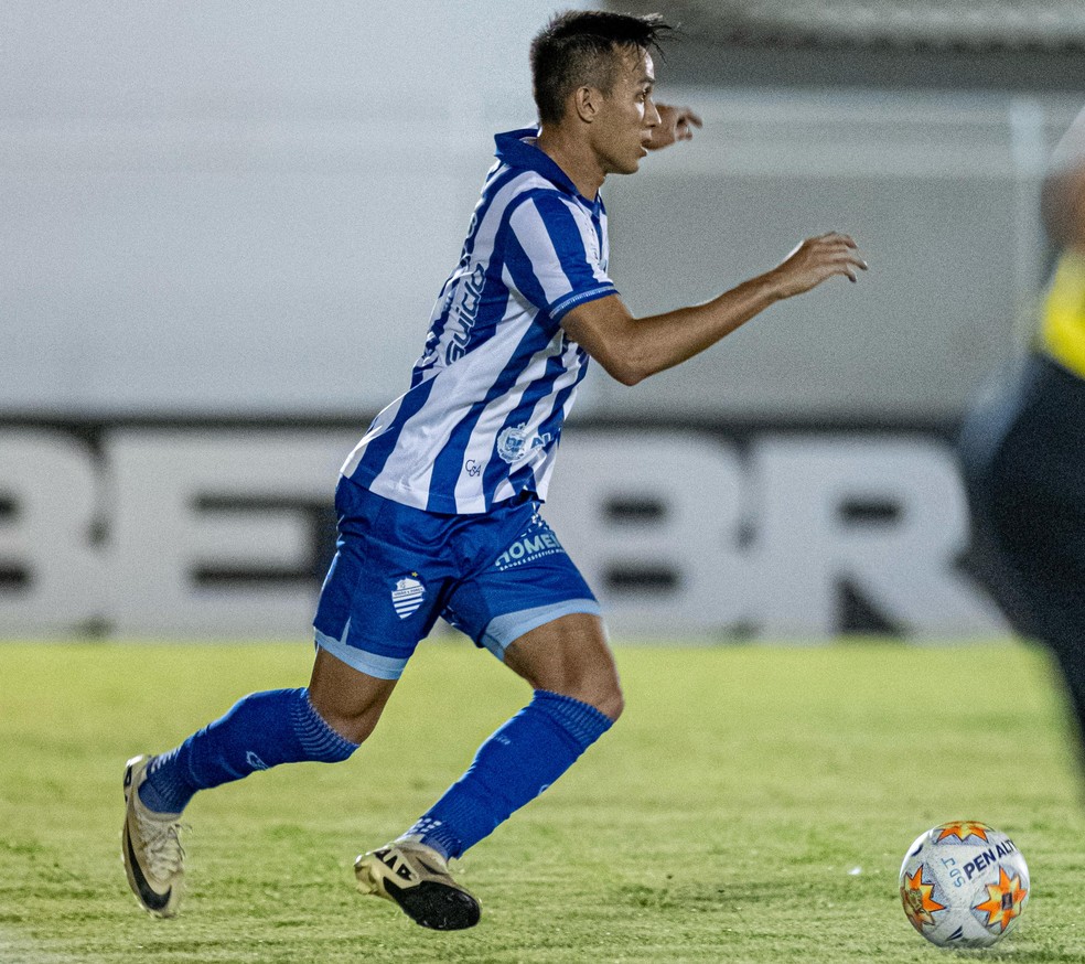 Brayann foi muito elogiado por Rommel — Foto: Allan Max/ASCOM CSA