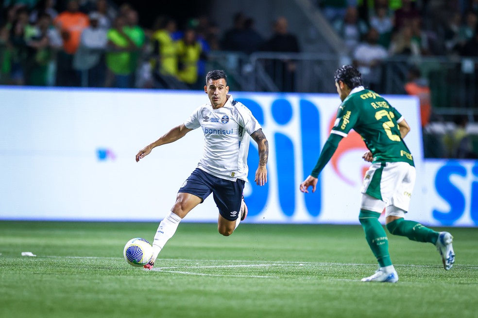 Cristaldo entrou no segundo tempo da derrota do Grêmio para o Palmeiras — Foto: Lucas Uebel/Grêmio FBPA