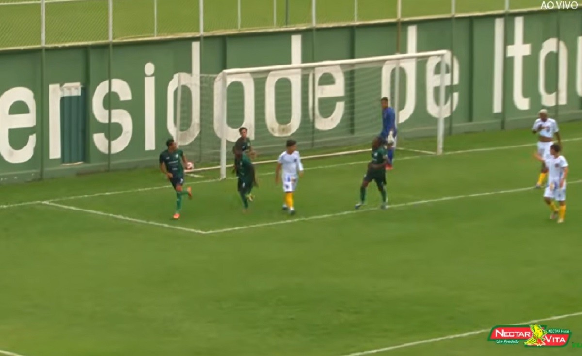 Inter de Minas goleia Santarritense e sonha com classificação na 2ª Divisão do Mineiro