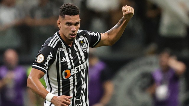 Paulinho comemora gol Atlético-MG x Cuiabá