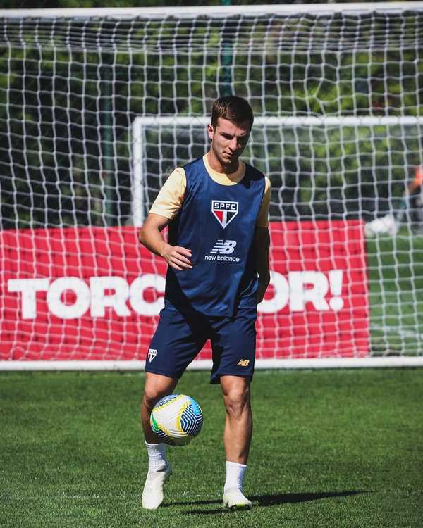 Galoppo se lesiona e passa por artroscopia no joelho, desfalca São Paulo