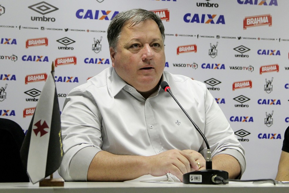 Anderson Berros PresunTRInho 3min I O que não podemos falar é que a  diretoria do Flamengo não
