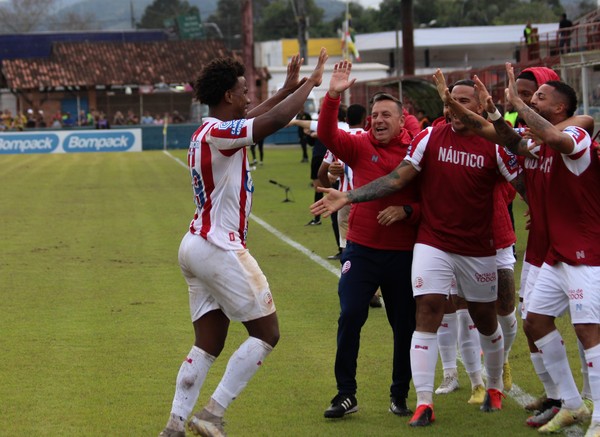 Série C: Ribamar celebra gols pelo Náutico e confia na classificação