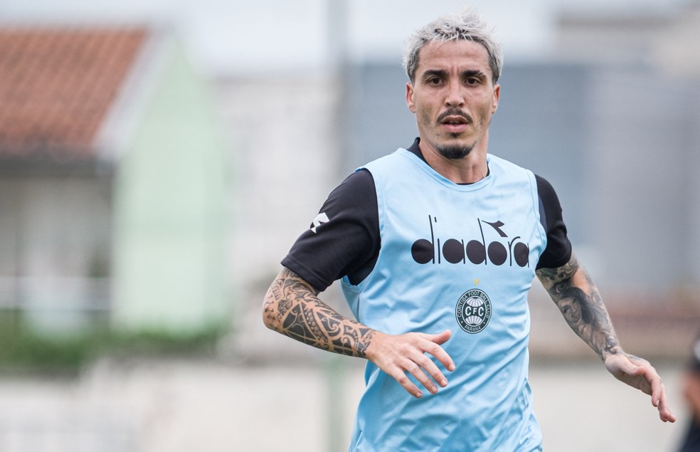 Josué fala da expectativa com a Série A e declara amor ao Coritiba | Ge
