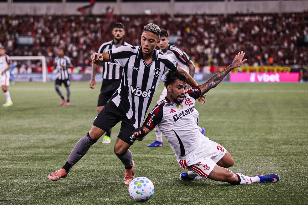 Botafogo x Flamengo, pelo Campeonato Brasileiro 2026 — Foto: André Serrão | Click do Lance