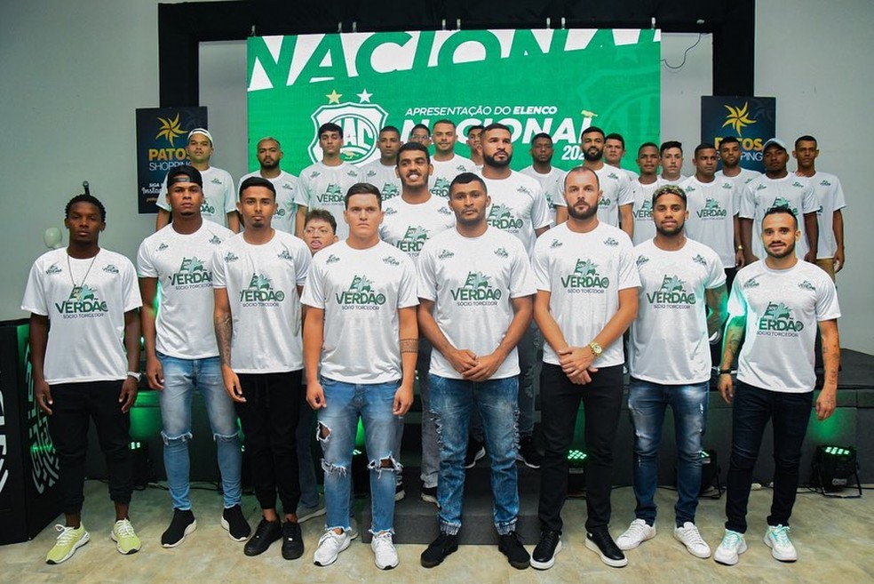 Nacional apresenta jogadores e treinadores da temporada 2022