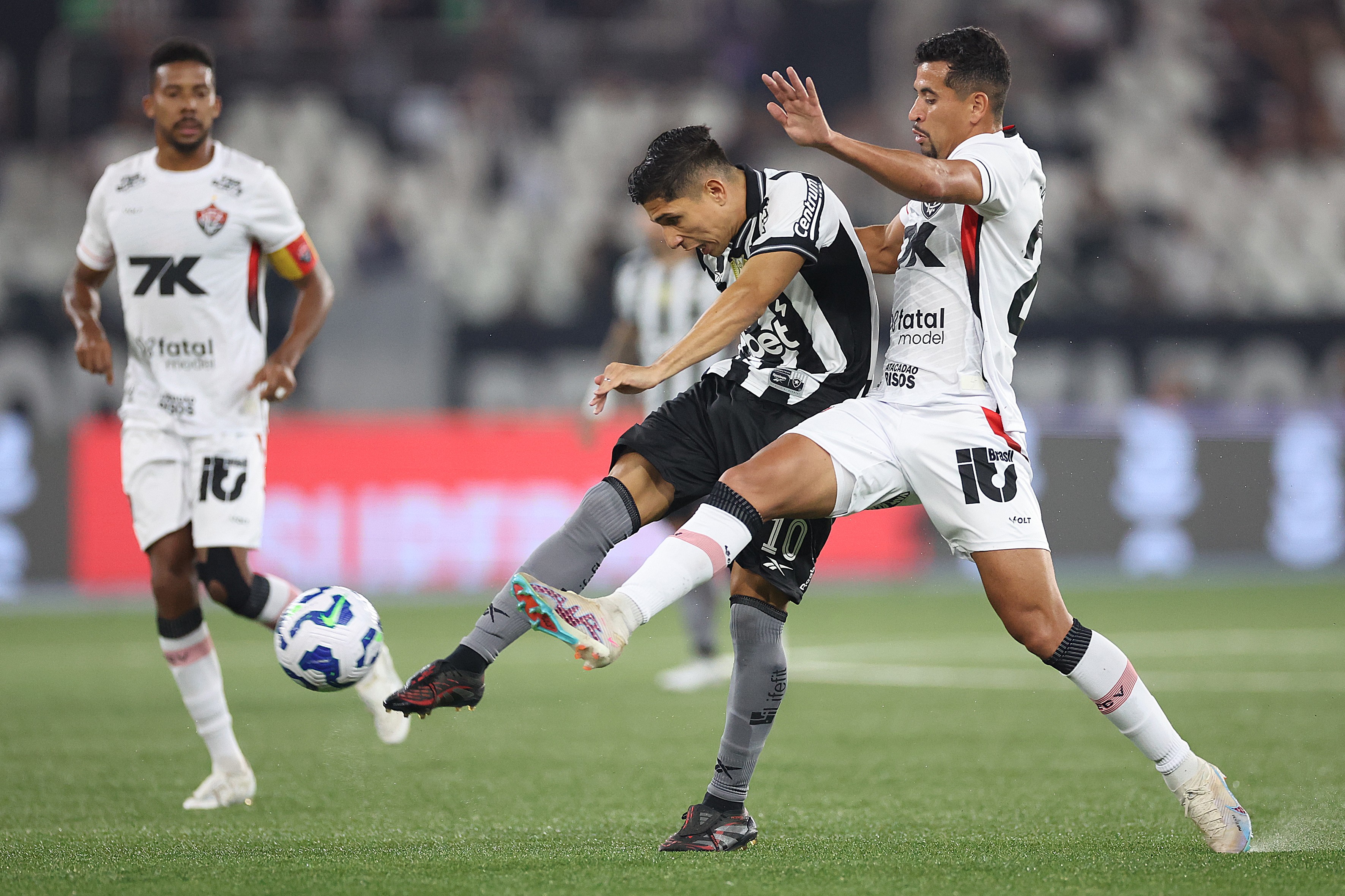 Botafogo 0 x 0 Vitória: assista aos melhores momentos | Ge