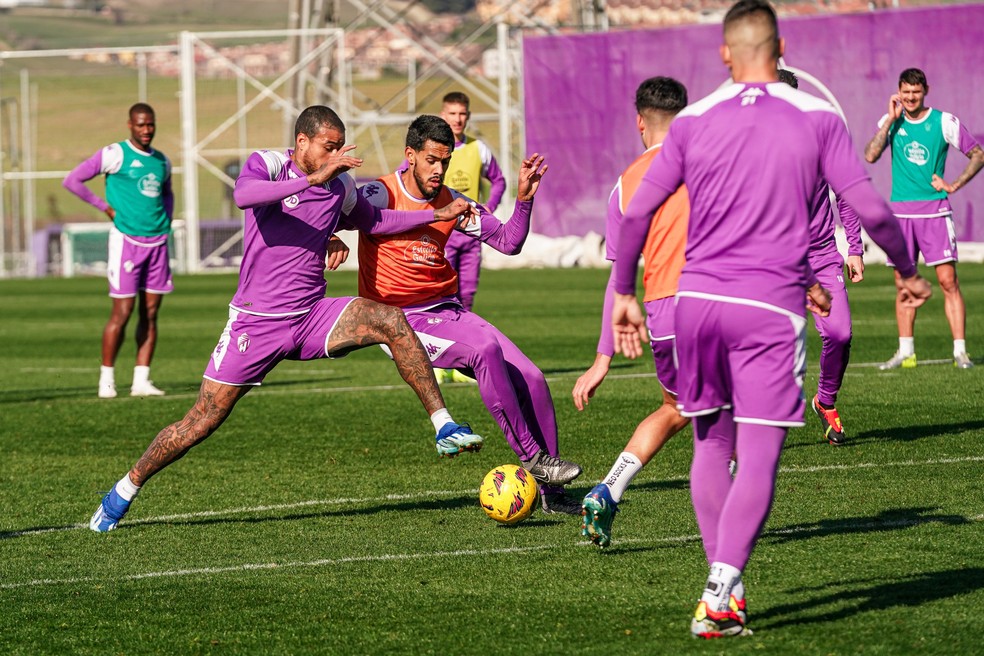 Lucas Oliveira em treinamento do Valladolid — Foto: Divulgação/ Valladolid
