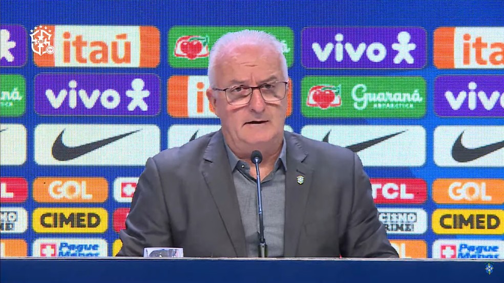 Dorival Júnior, técnico da Seleção, em entrevista coletiva — Foto: Reprodução