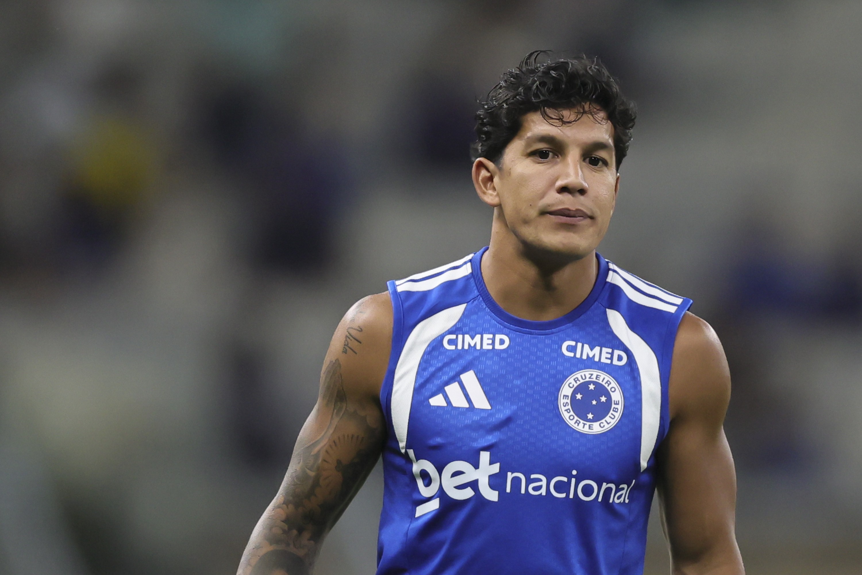 Sem trio selecionável, Cruzeiro volta aos treinos com novidades na Toca da Raposa