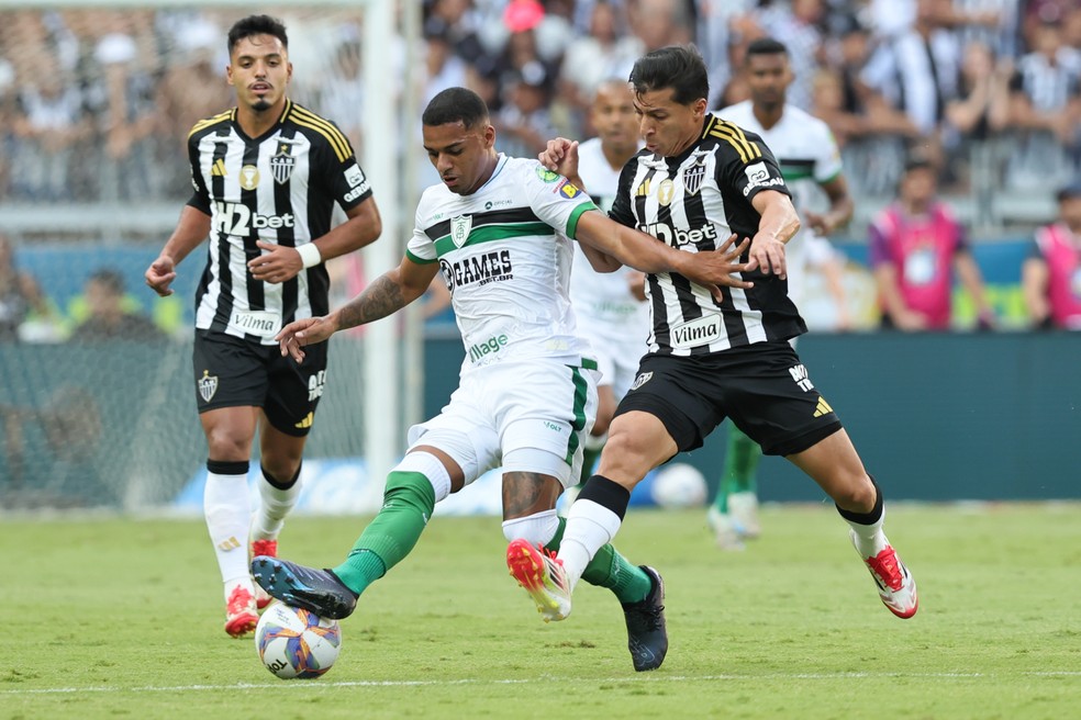 Atlético-MG x América-MG; Renato Marques e Alan Franco — Foto: Gilson Lobo/AGIF