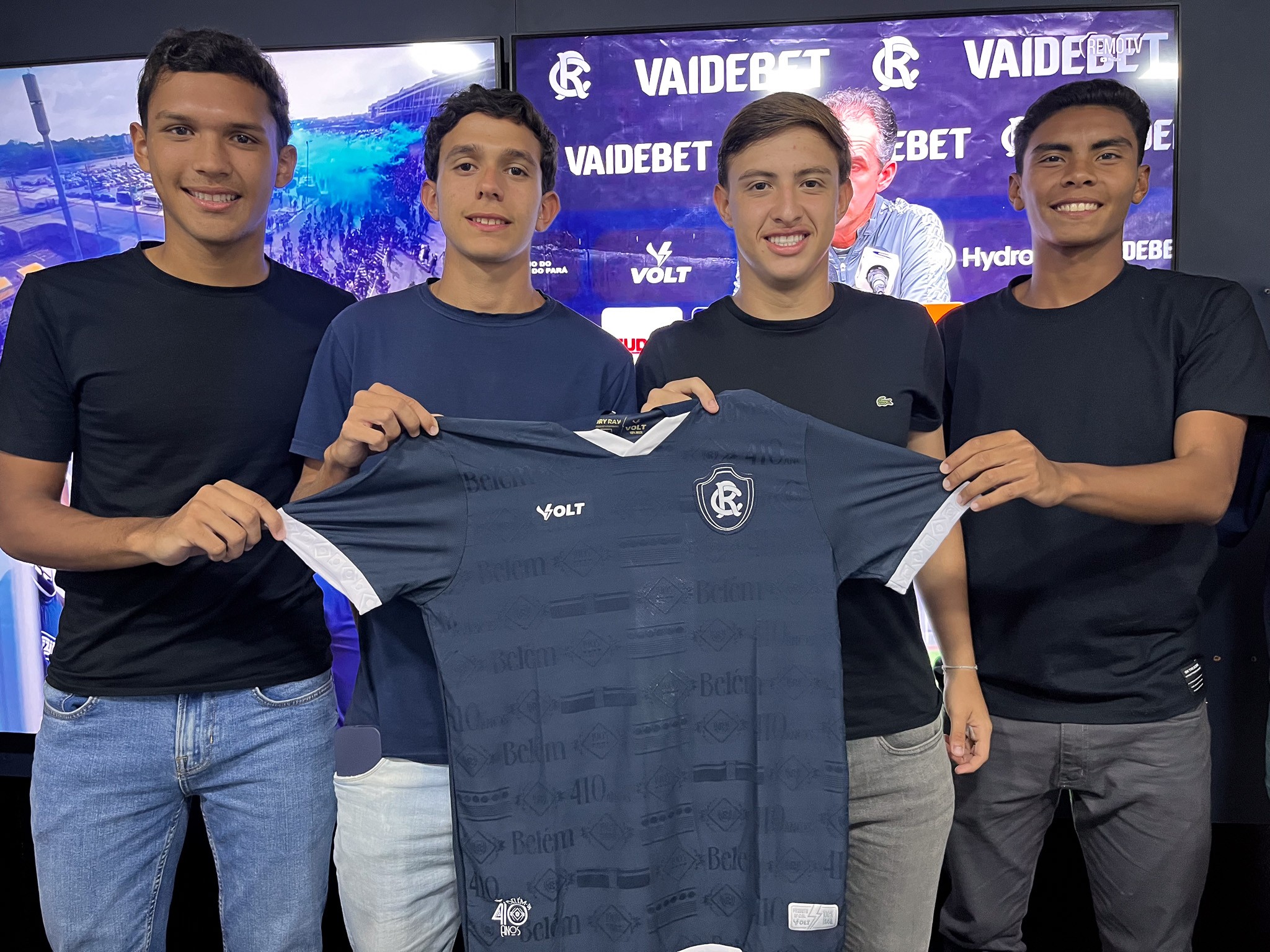 Remo assina contrato de três temporadas com quatro destaques do time sub-17