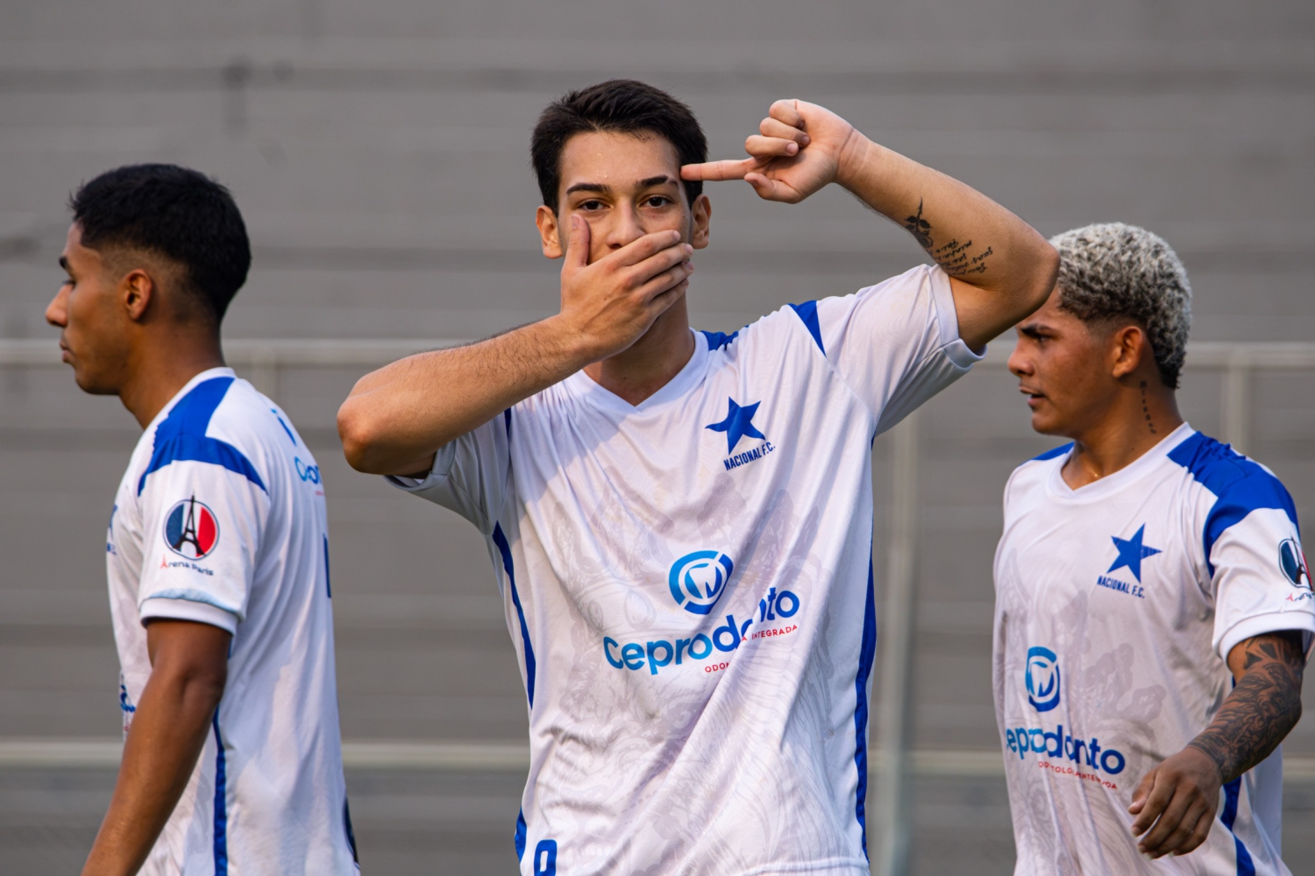 Barezinho Sub-18: Nacional-AM goleia o Tarumã por 6 a 0 e lidera o campeonato
