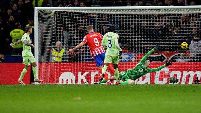 Sorloth faz o segundo do Atlético de Madrid sobre o Barcelona na LaLiga