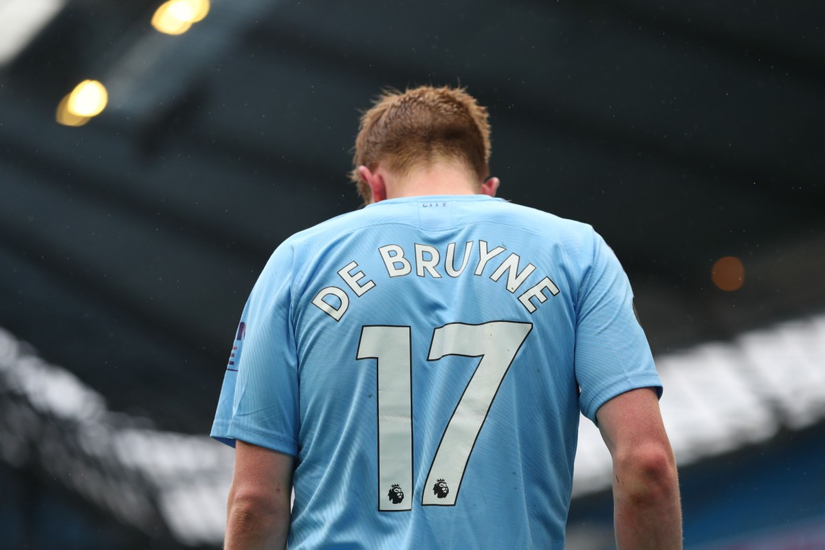 Kevin De Bruyne é eleito jogador do ano na Inglaterra - Folha PE
