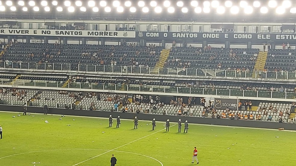 Santos perde na Vila Belmiro para Fortaleza e é rebaixado pela