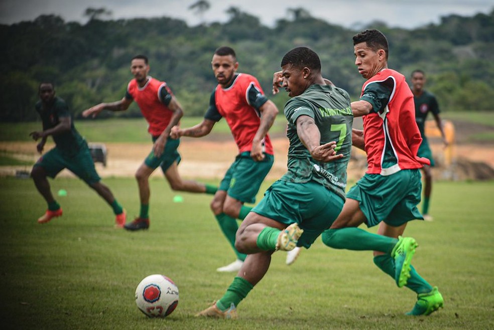 Parintins completou a primeira semana de treinos &mdash; Foto: Chic&atilde;o Marques/RPE Parintins