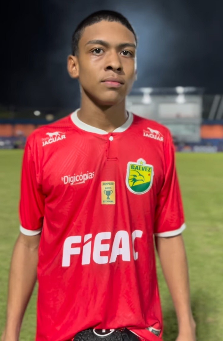 Com lesão de titular, Galvez promove estreia de goleiro de 16 anos em jogo da Copa Verde