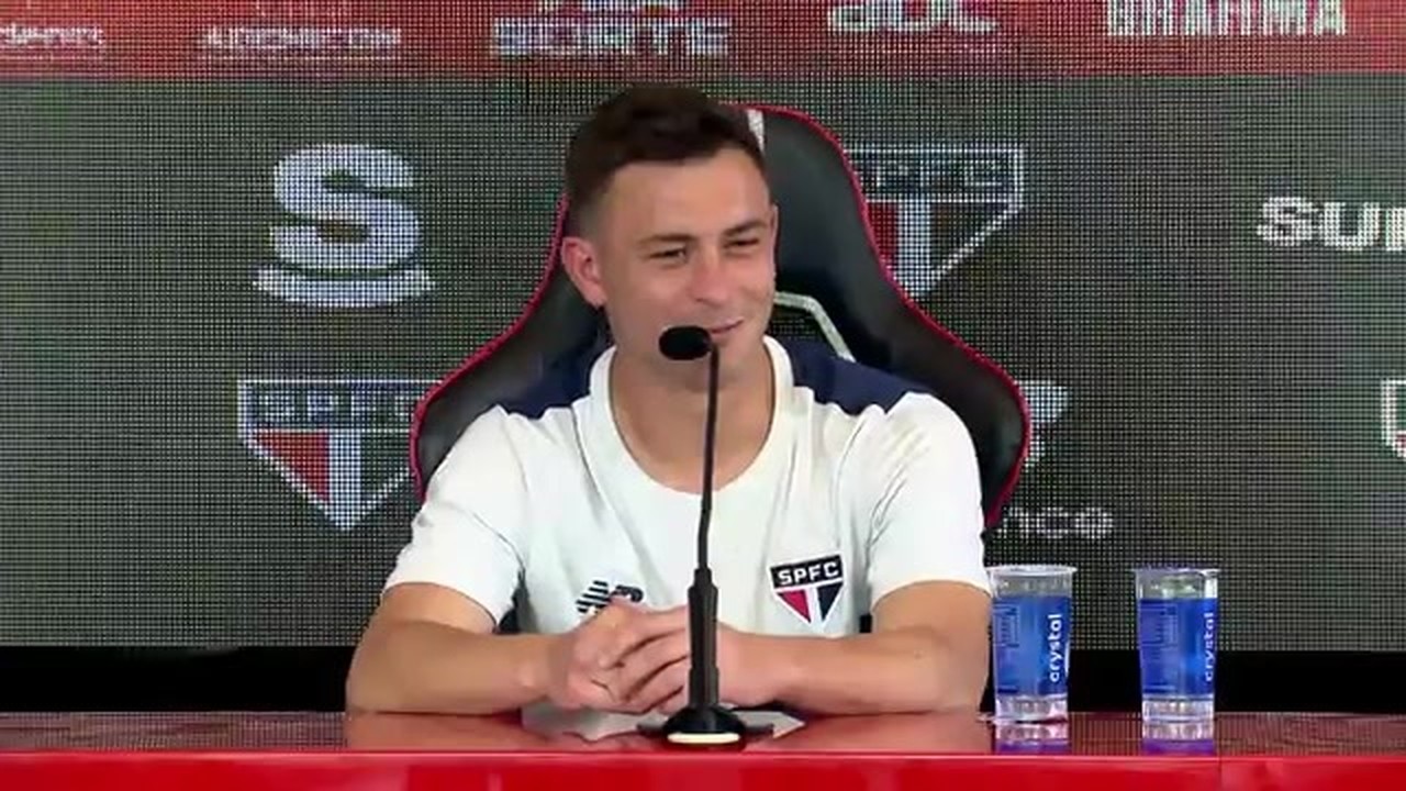 Veja como foi a coletivabet365 copa do mundo 2022apresentação do volante Santiago Longo no São Paulo