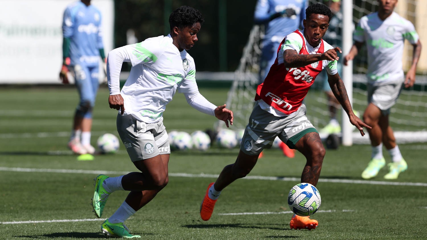 Ex-Palmeiras, Kevin sonha com reencontro com Endrick e Estêvão em novo ciclo da Seleção