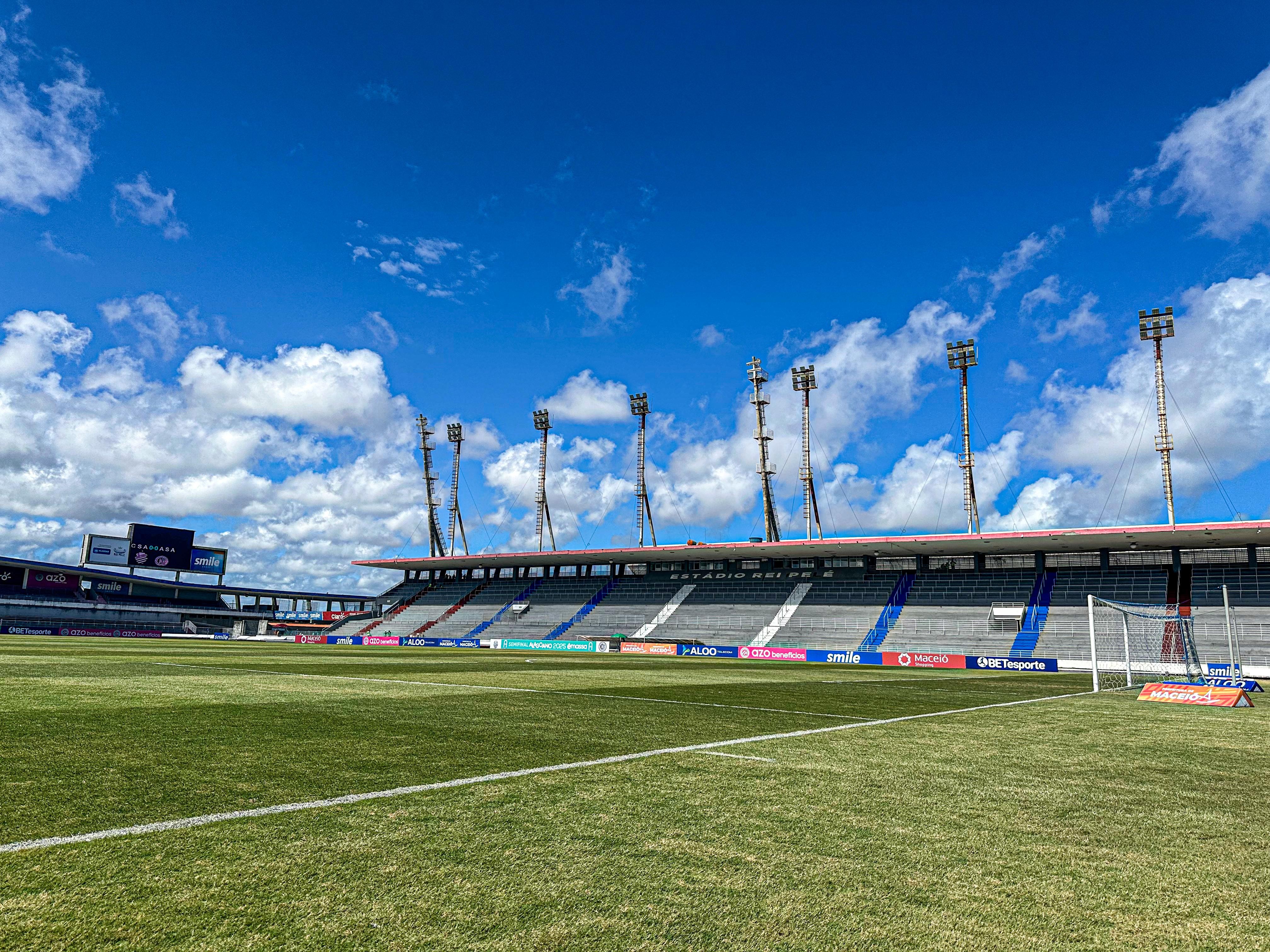 CSA x CSE: onde assistir ao vivo, horário e escalações | Ge