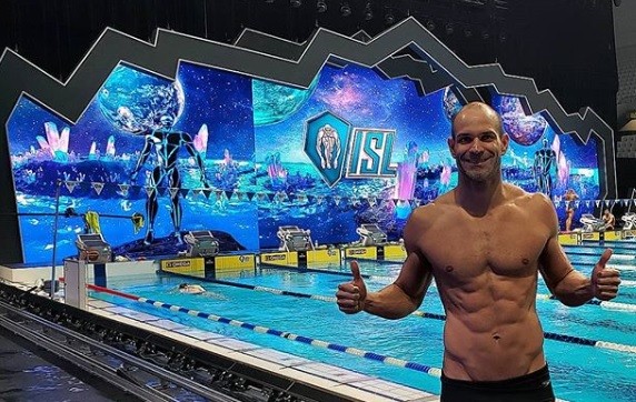 Aos 40, Nicholas faz melhor marca da vida e conquista a prata na Liga ...